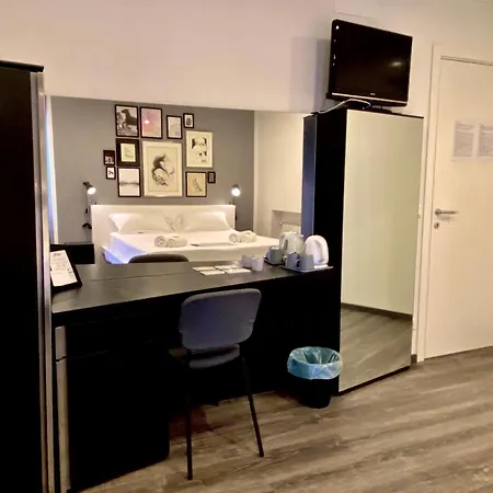Guest house Mimi Rooms&studios *